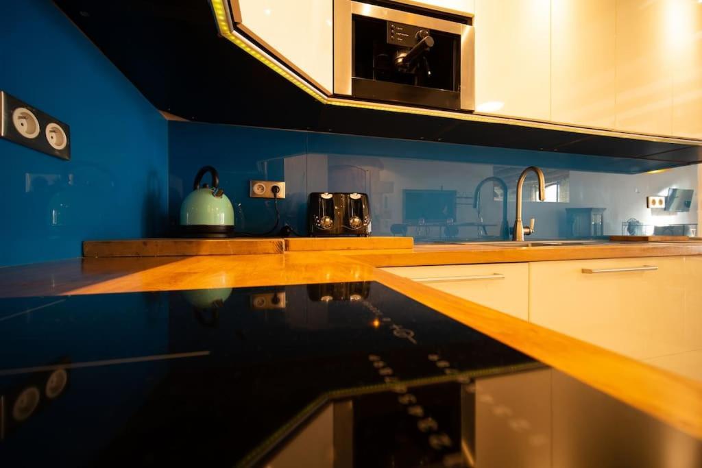 Air-Conditioned Loft In The Heart Of The Old Port Marseille Extérieur photo