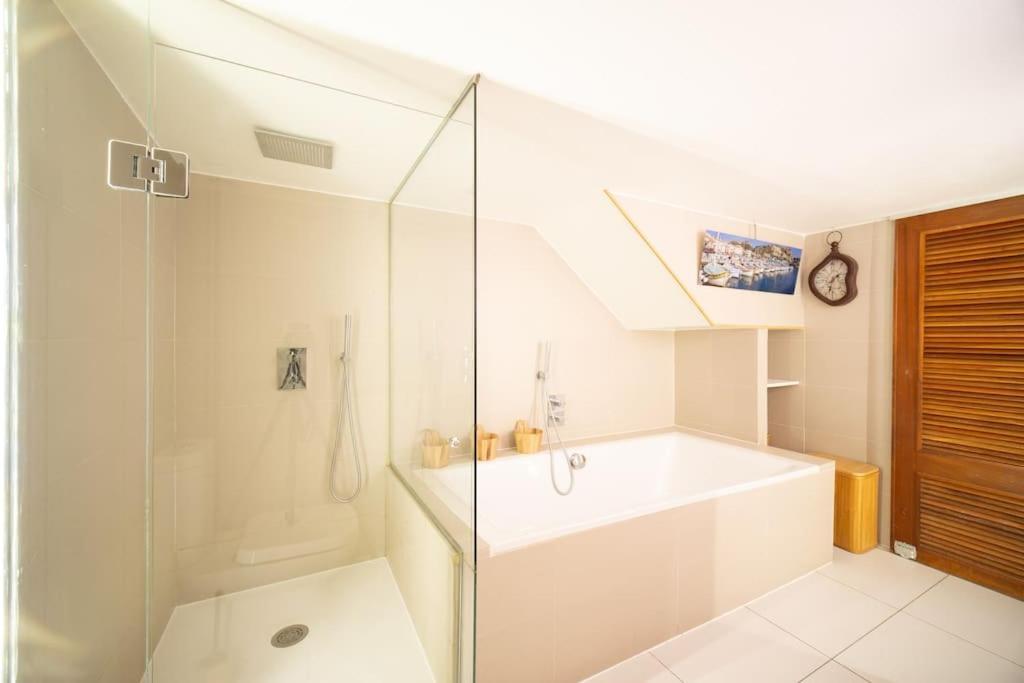 Air-Conditioned Loft In The Heart Of The Old Port Marseille Extérieur photo
